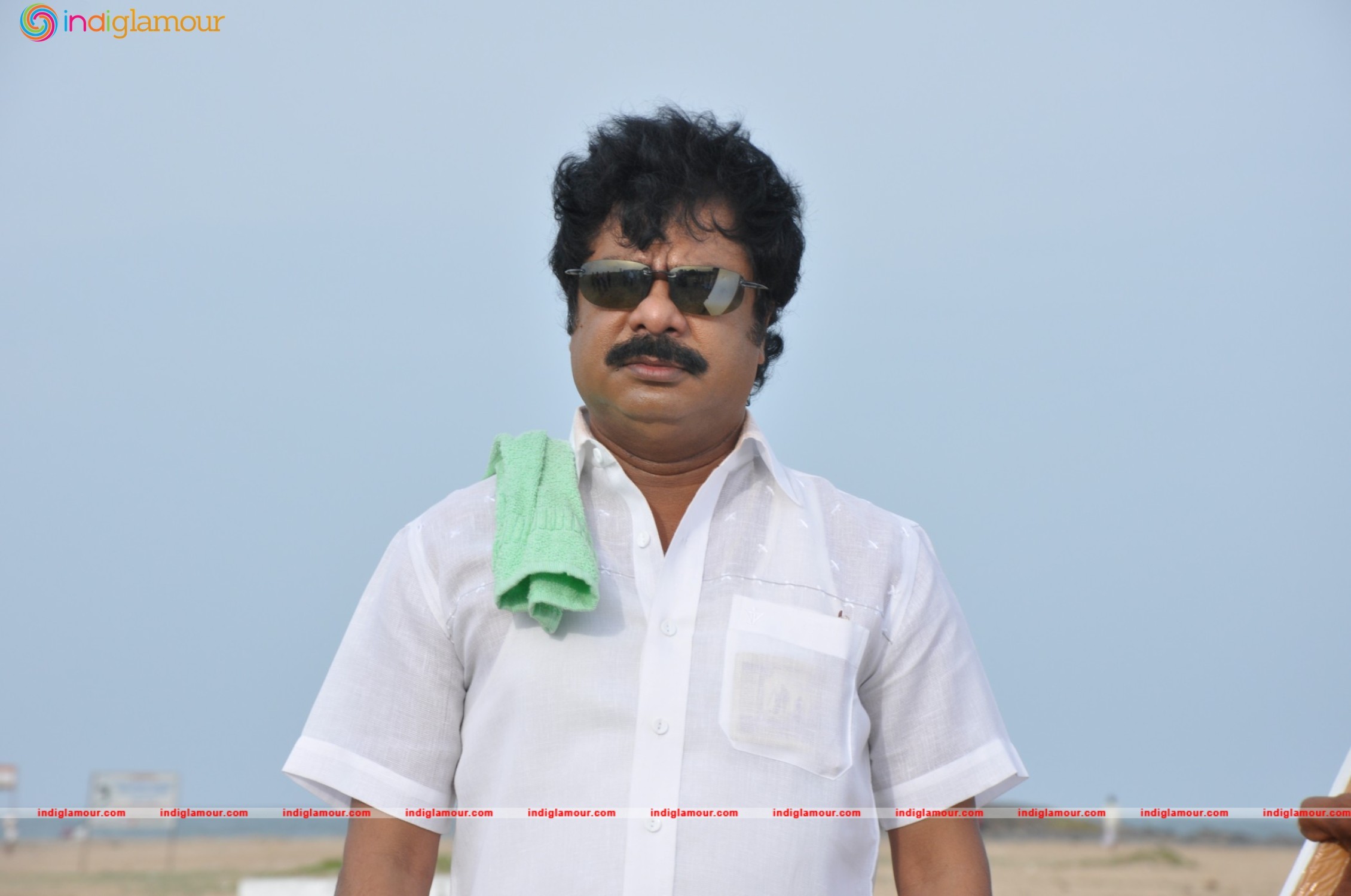 Saalaiyoram Movie hd photo