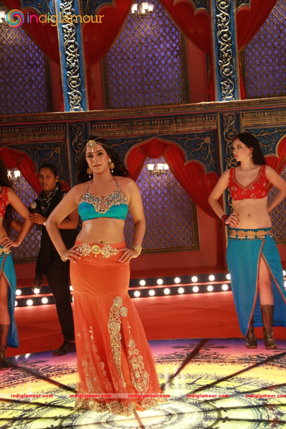 Madha Gaja Raja Movie hd photo