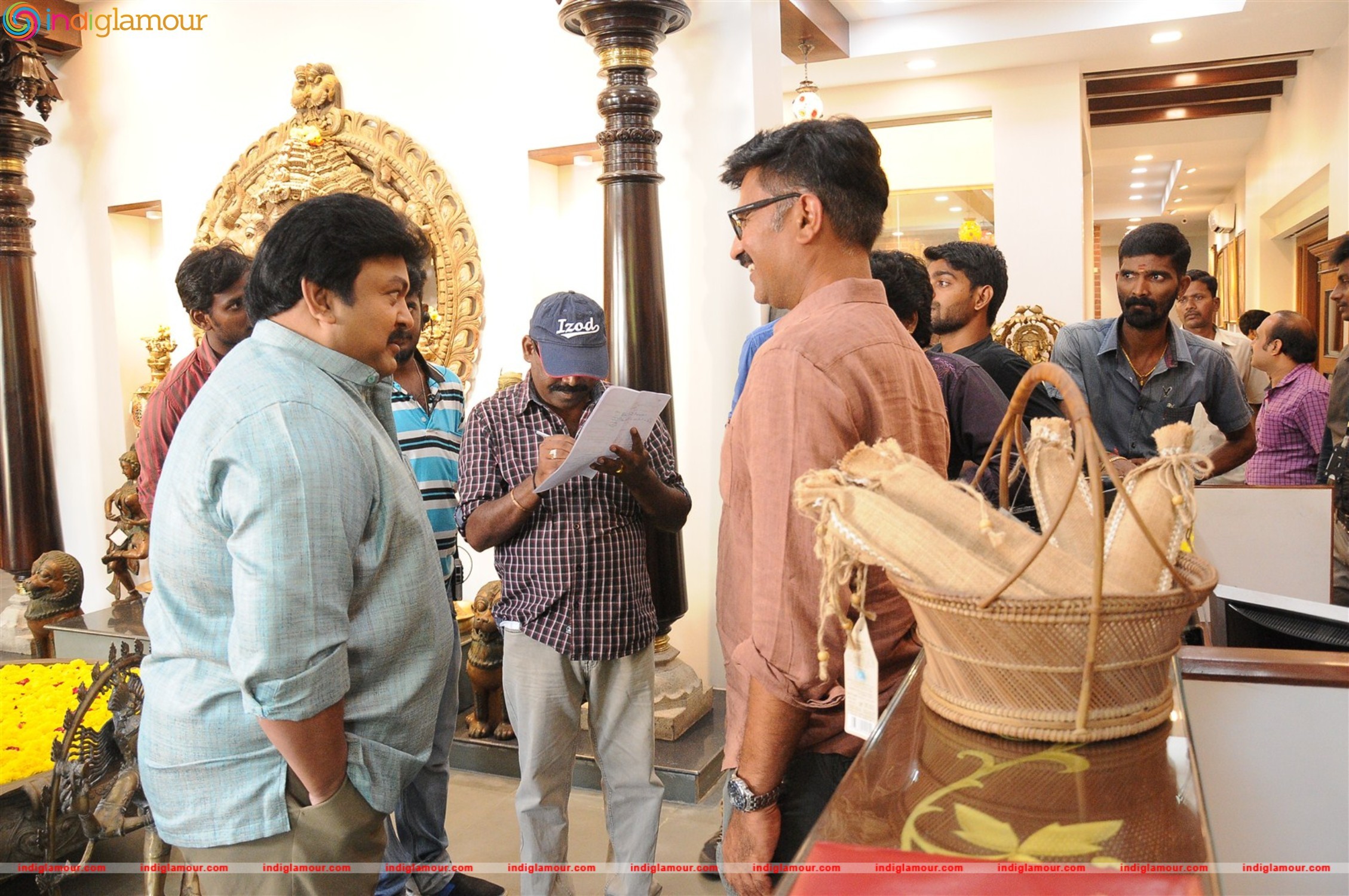 Unnodu Ka Movie Working Stills Movie hd photo