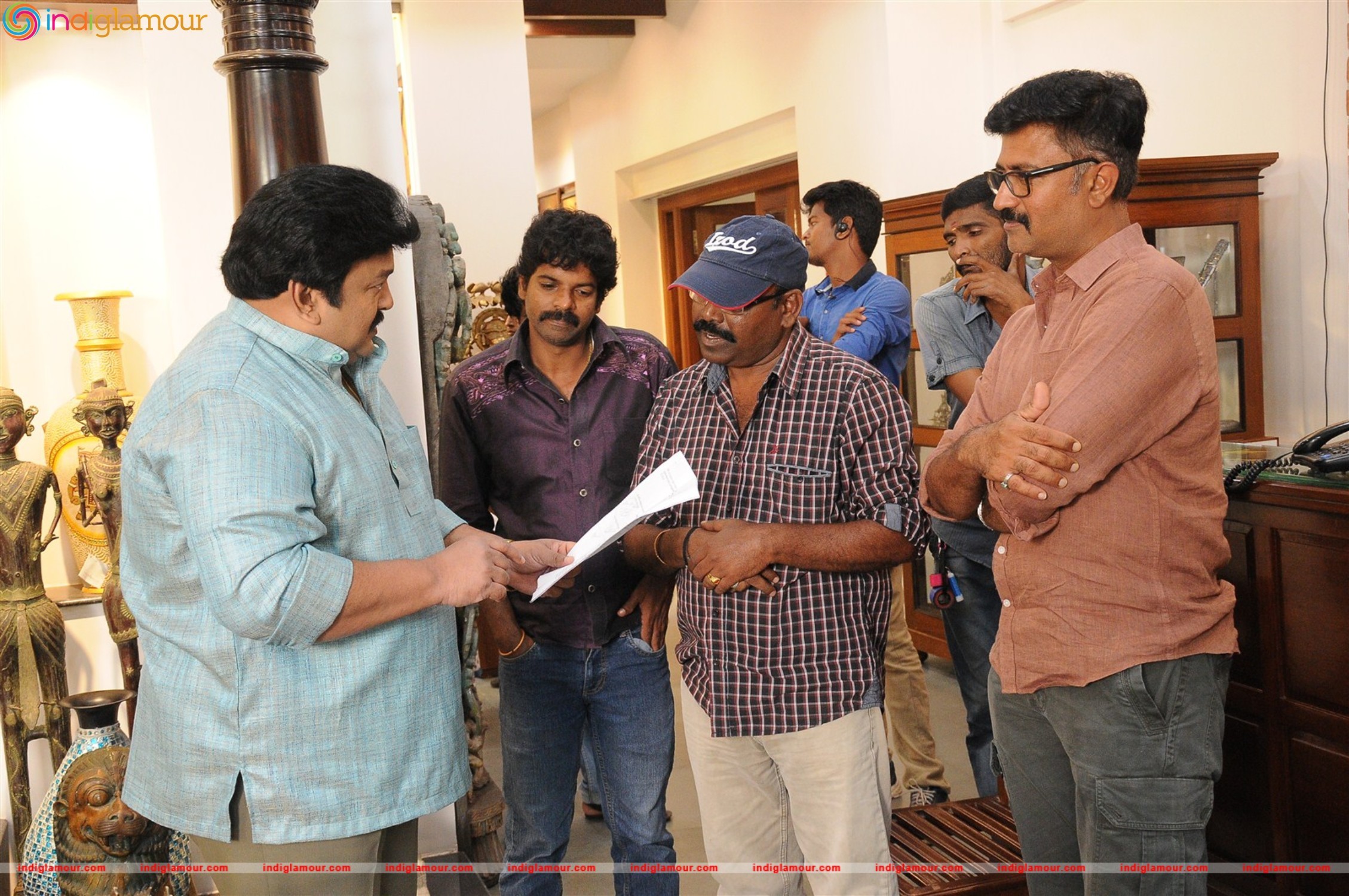 Unnodu Ka Movie Working Stills Movie hd photo