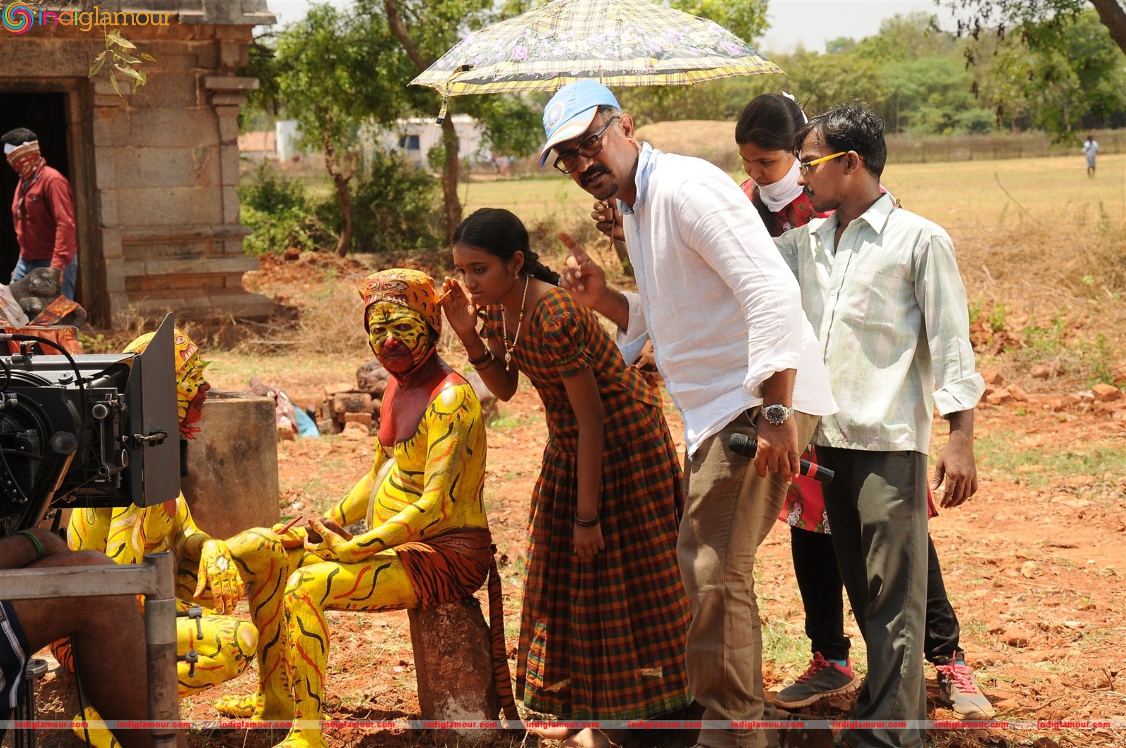 Unnodu Ka Movie Working Stills Movie hd photo