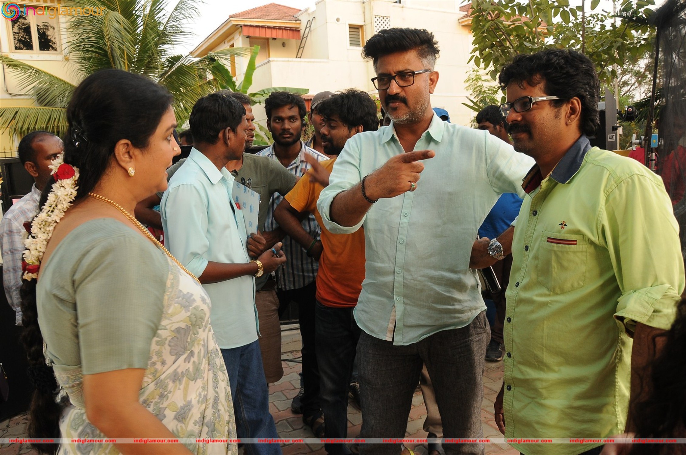 Unnodu Ka Movie Working Stills Movie hd photo