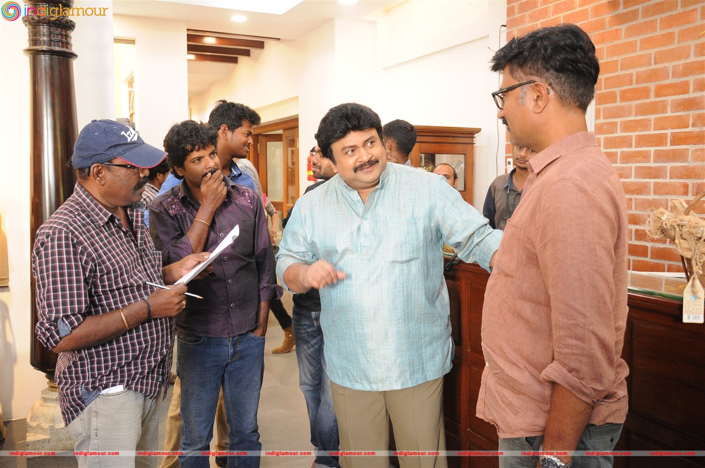 Unnodu Ka Movie Working Stills Movie hd photo