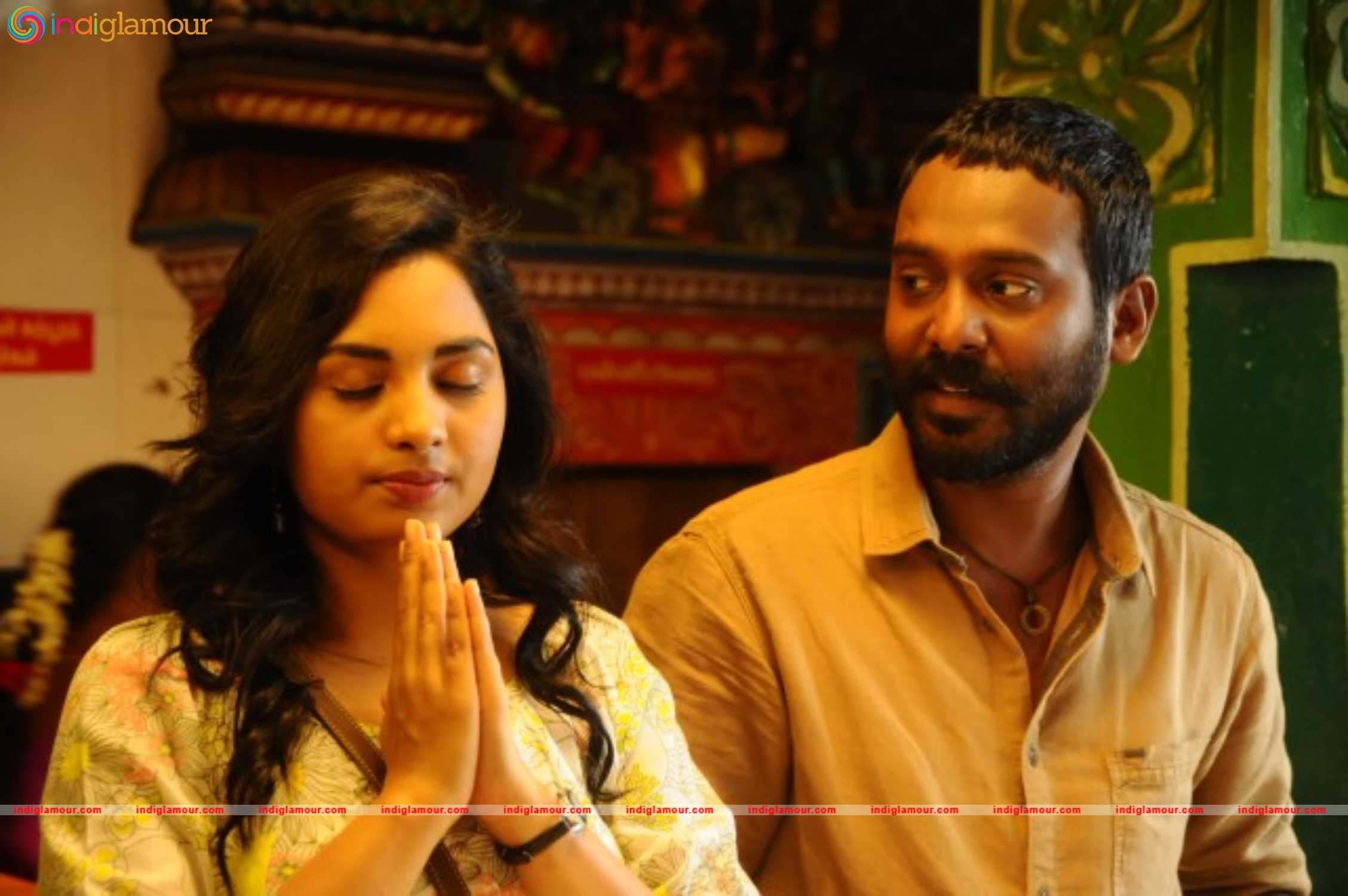 Acchamindri Movie hd photo