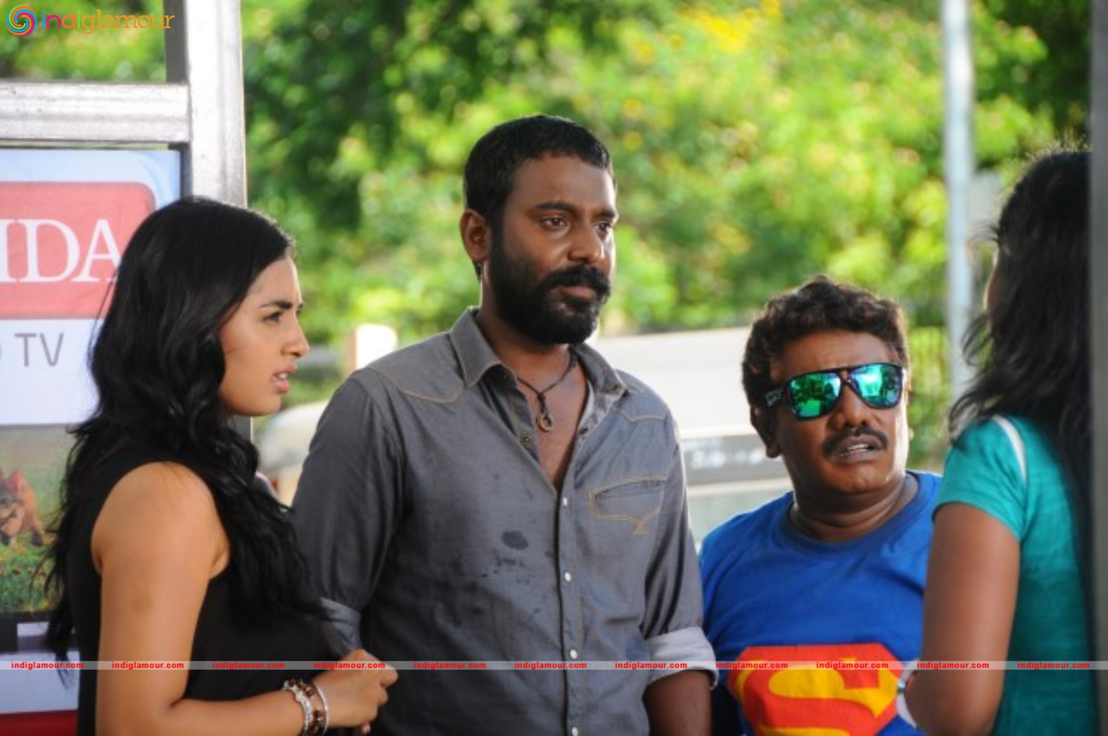 Acchamindri Movie hd photo
