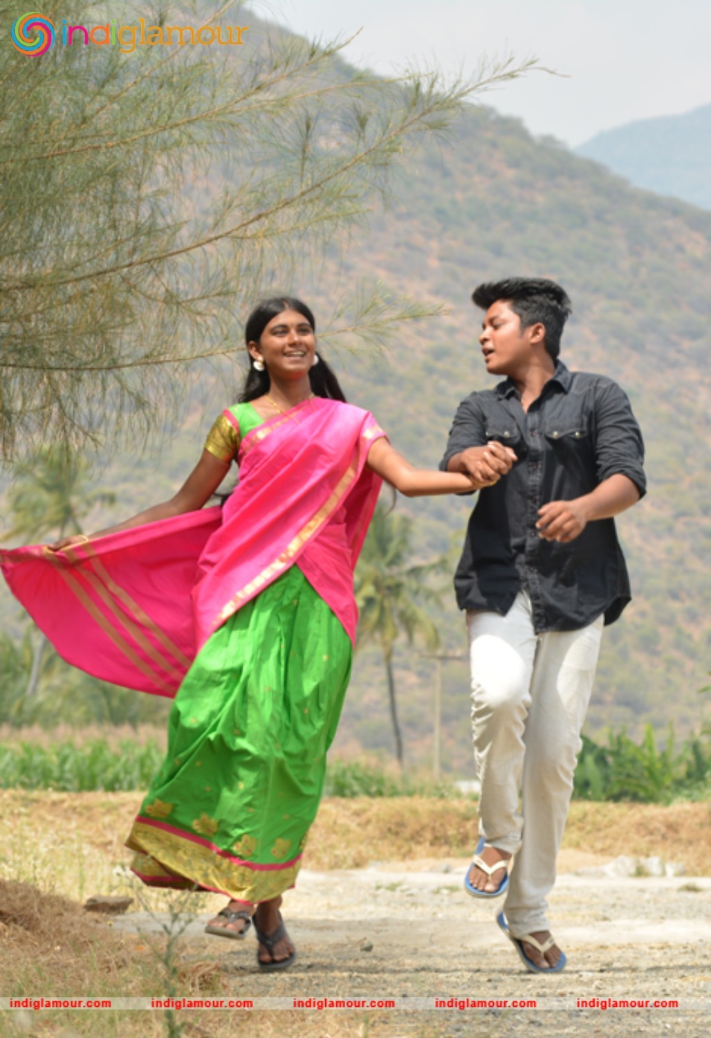 Thenmittai Movie hd photo