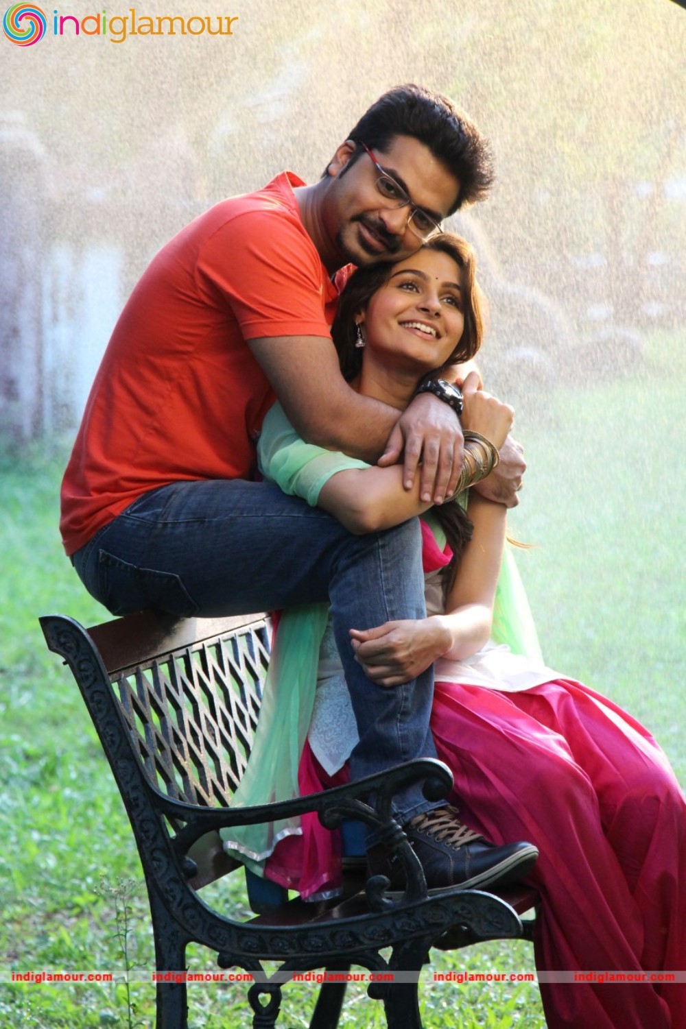 Idhu Namma Aalu Movie hd photo