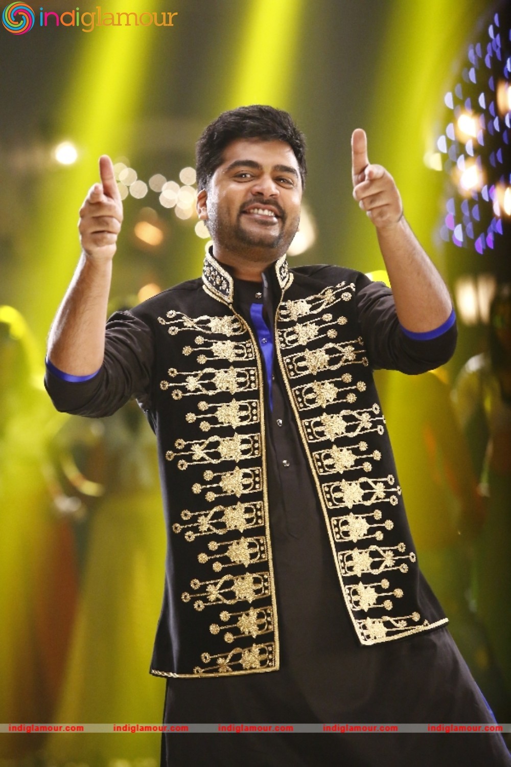 Idhu Namma Aalu Movie hd photo
