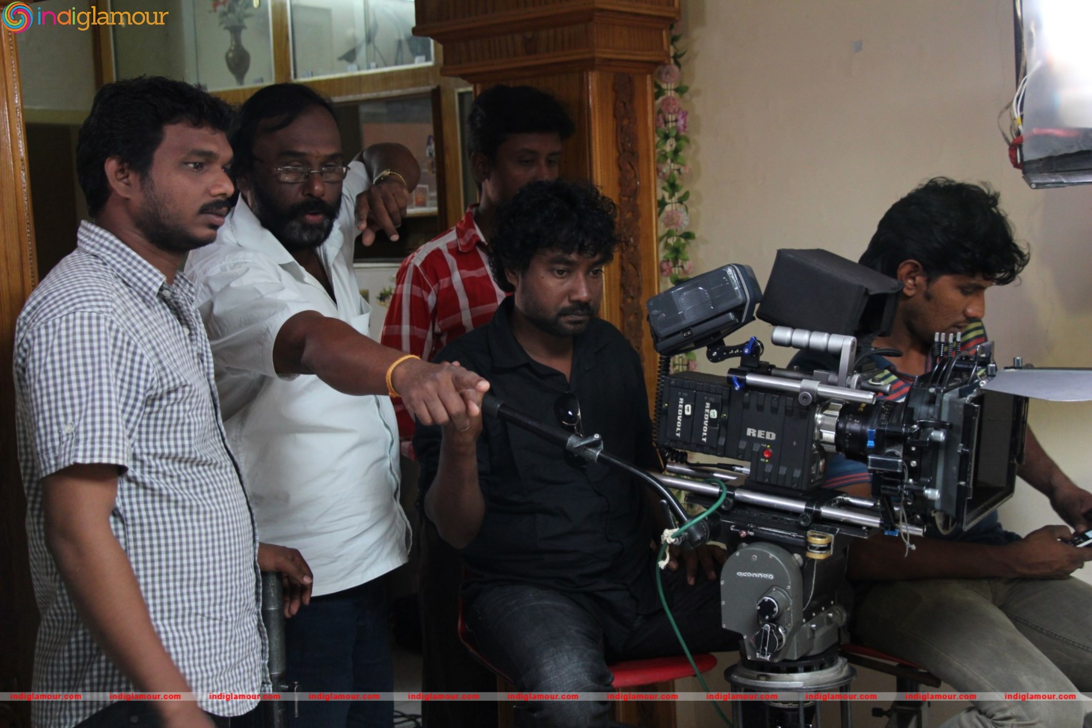 Kathal Agathi Movie hd photo