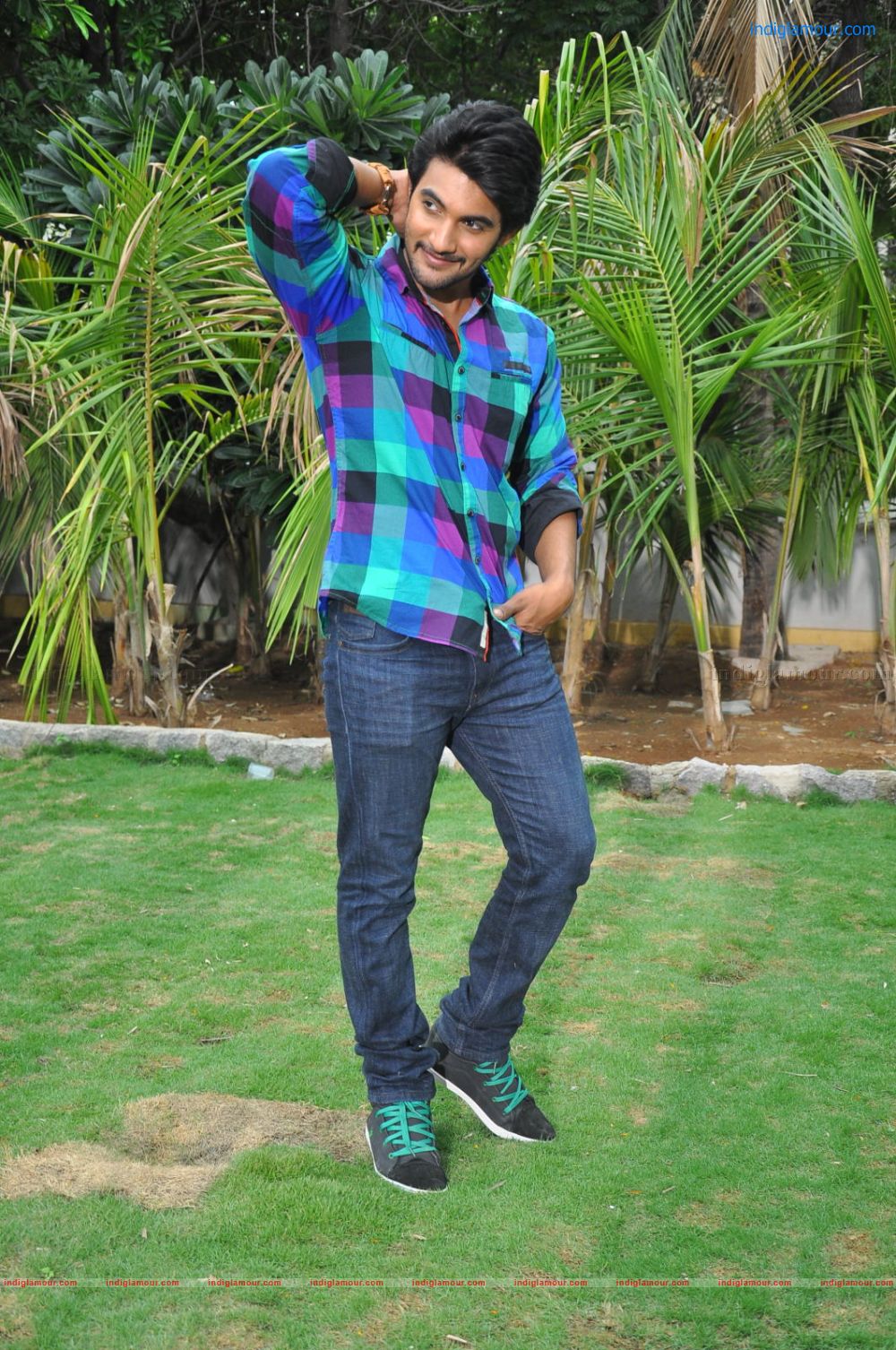 Aadi Actor hd photo