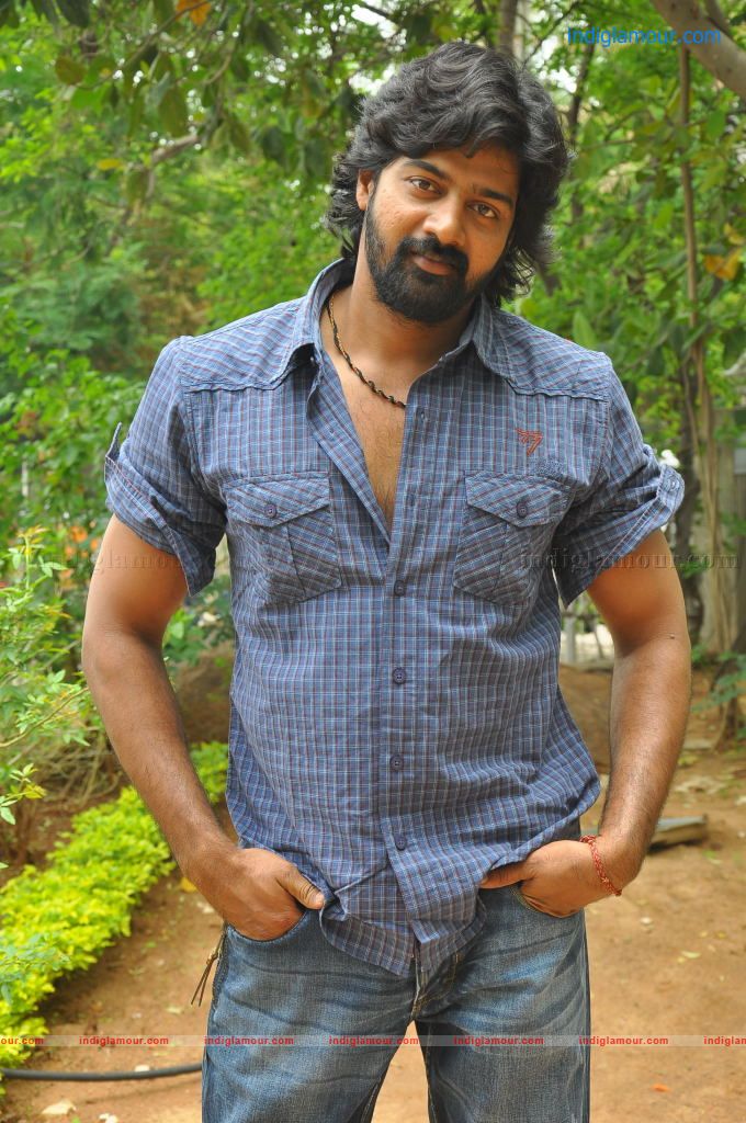Naveen Chandra Actor hd photo