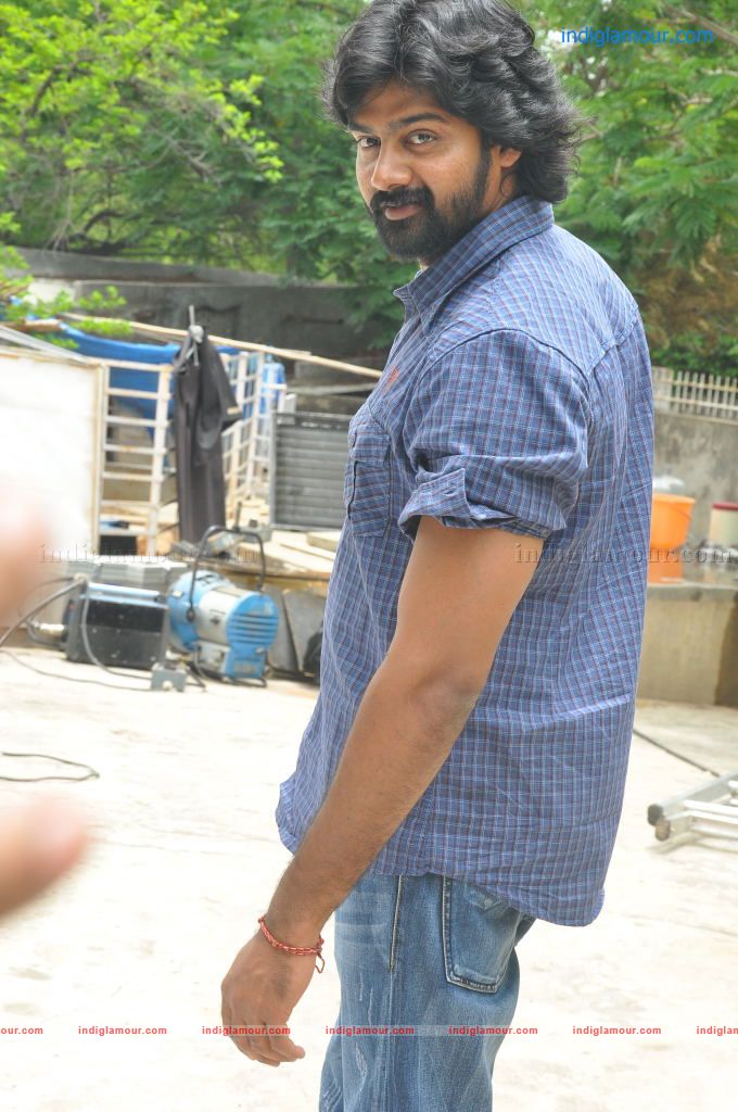 Naveen Chandra Actor hd photo