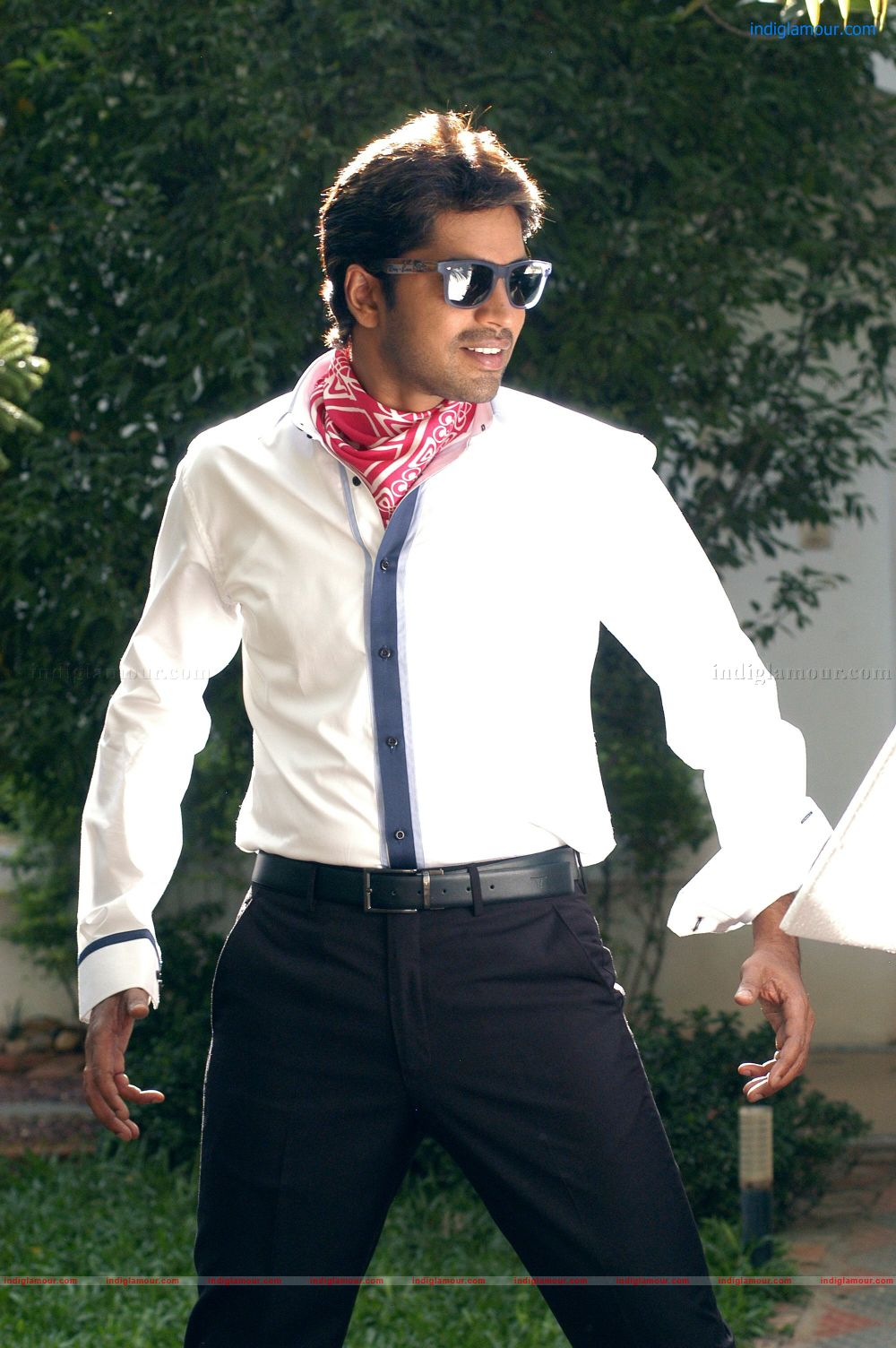 Naresh Actor hd photo