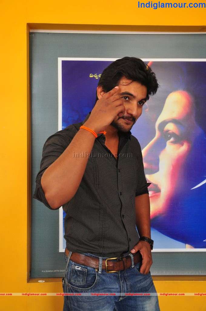 Aadi Actor hd photo