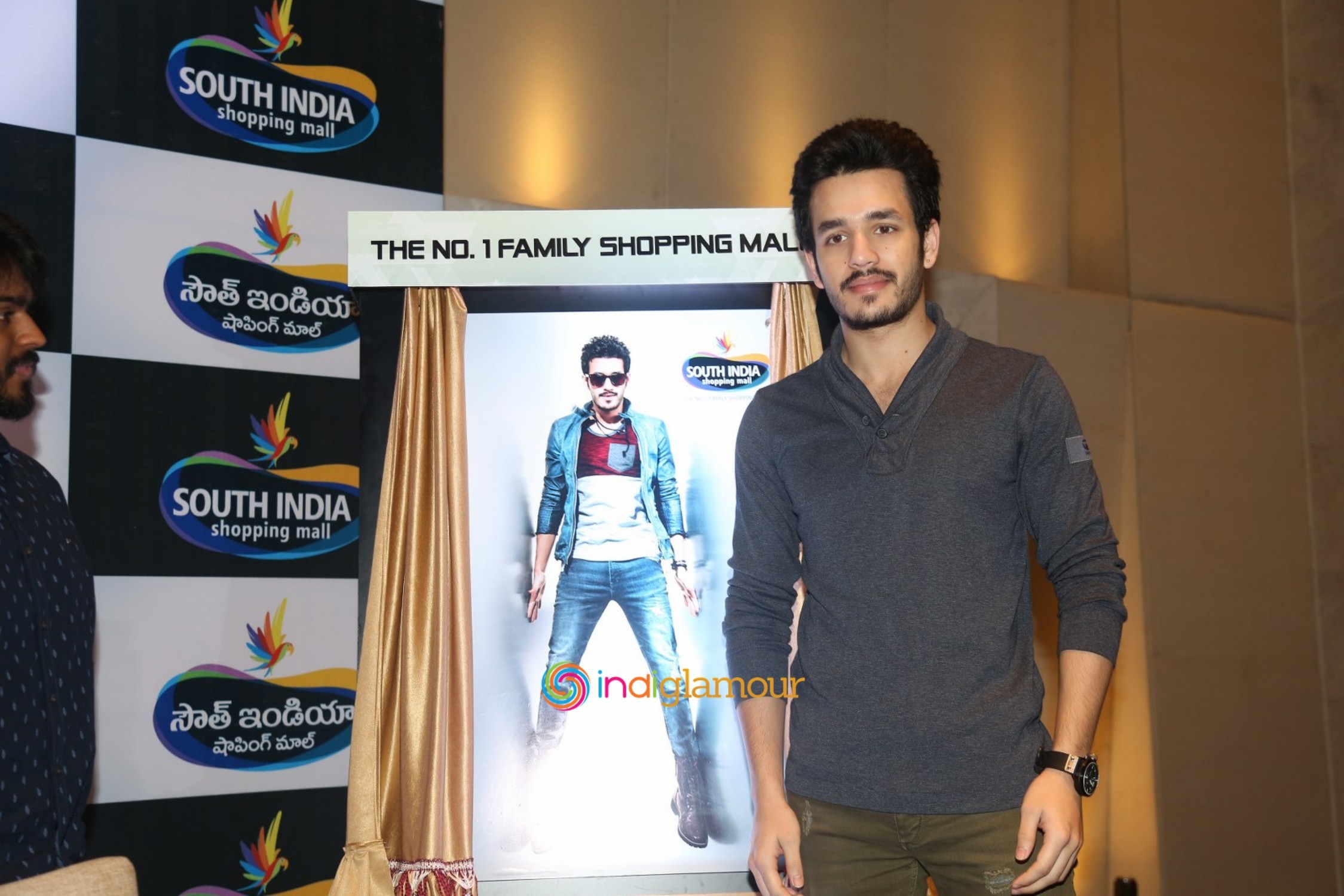 Akhil Akkineni Actor hd photo