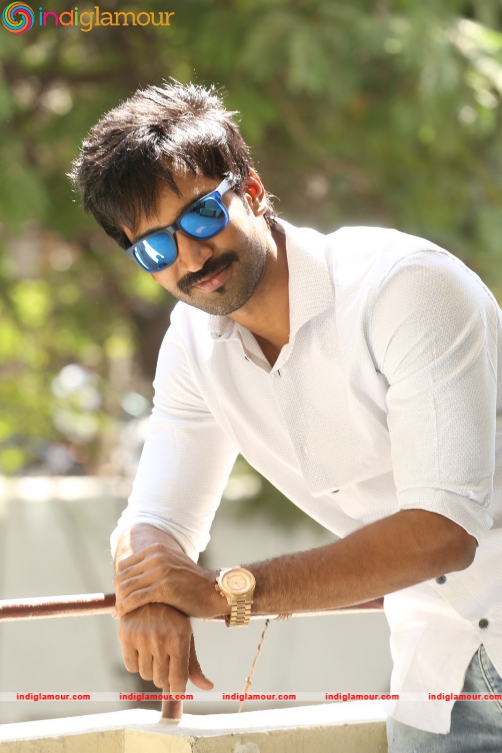 Aadhi Actor hd photo