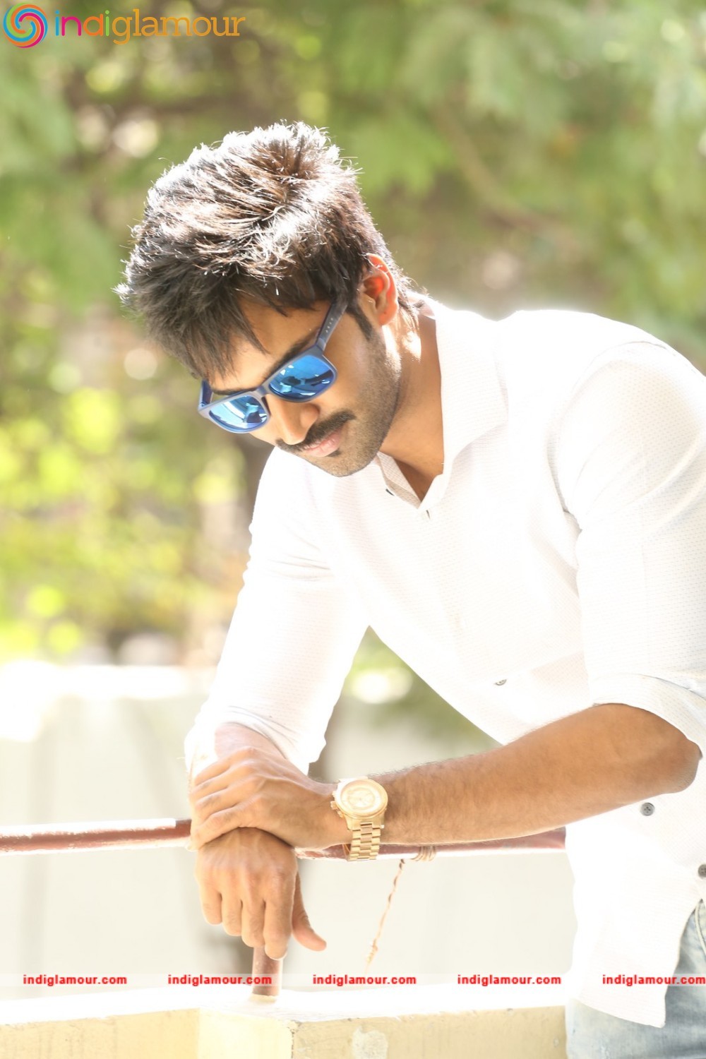 Aadhi Actor hd photo