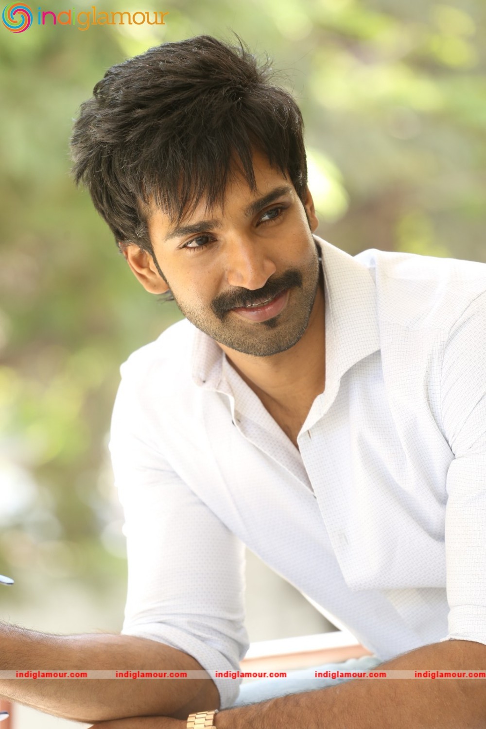 Aadhi Actor hd photo