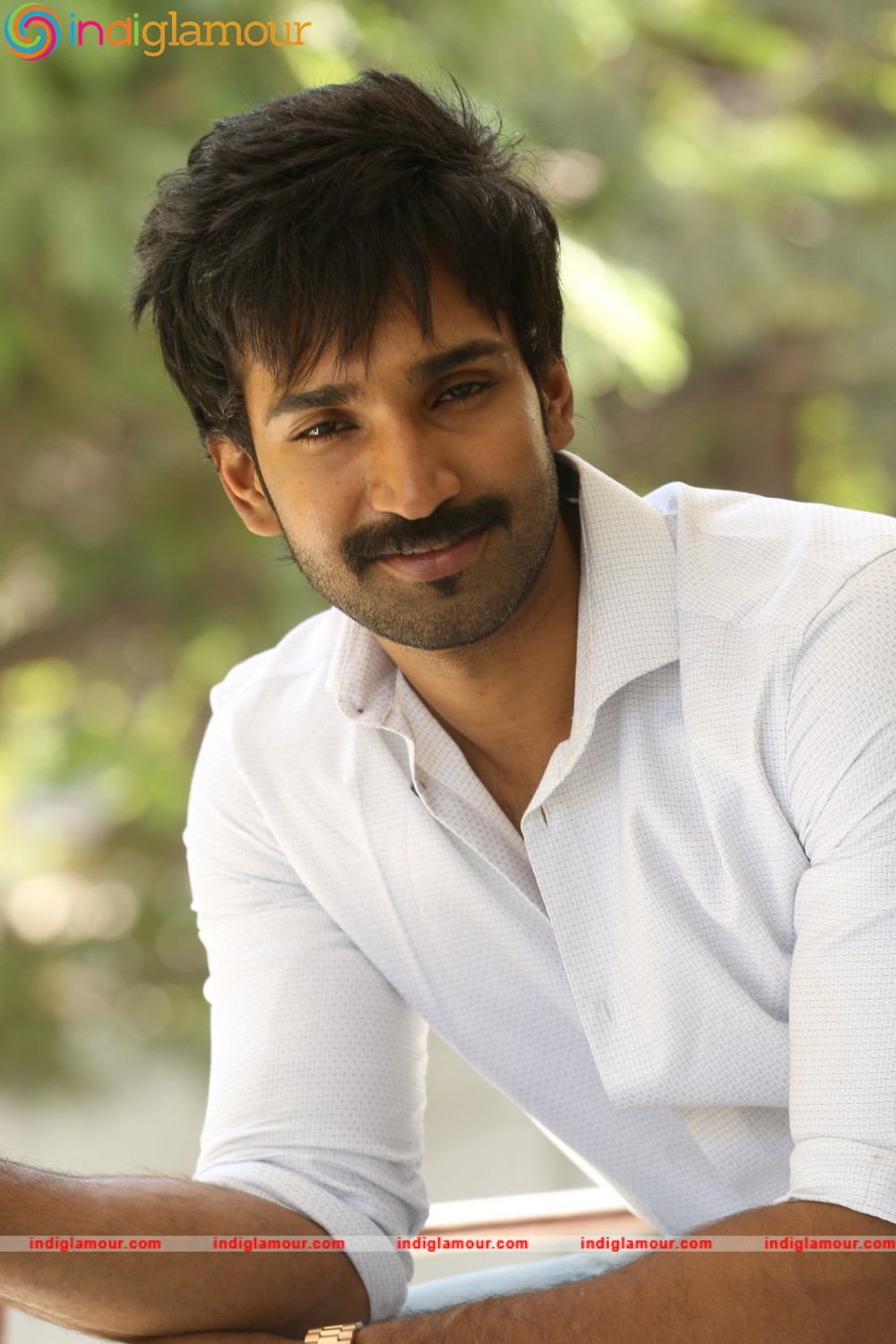 Aadhi Actor hd photo