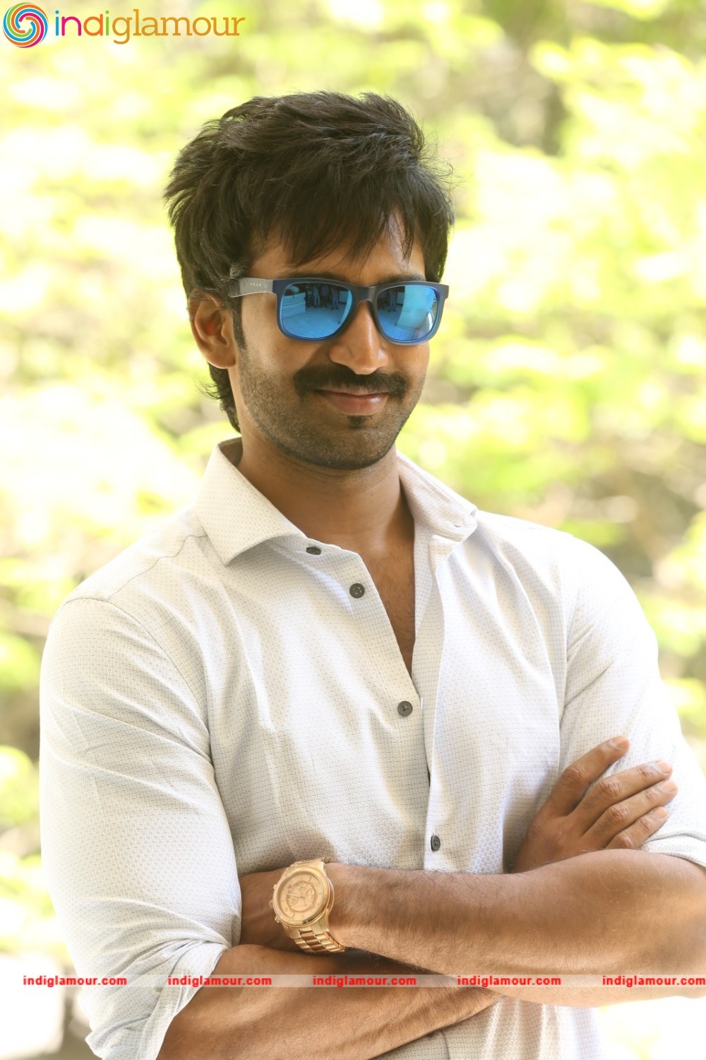 Aadhi Actor hd photo