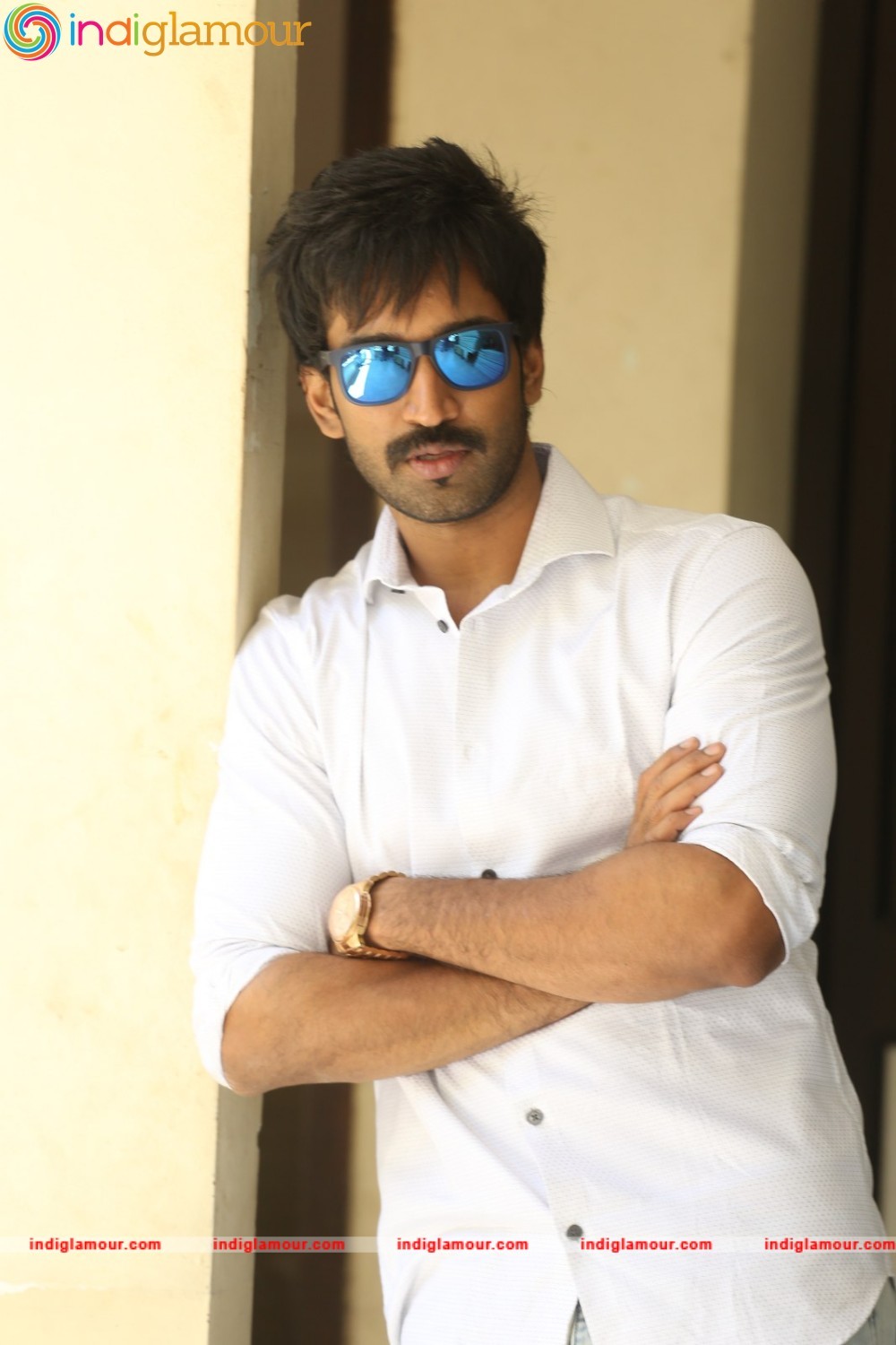 Aadhi Actor hd photo