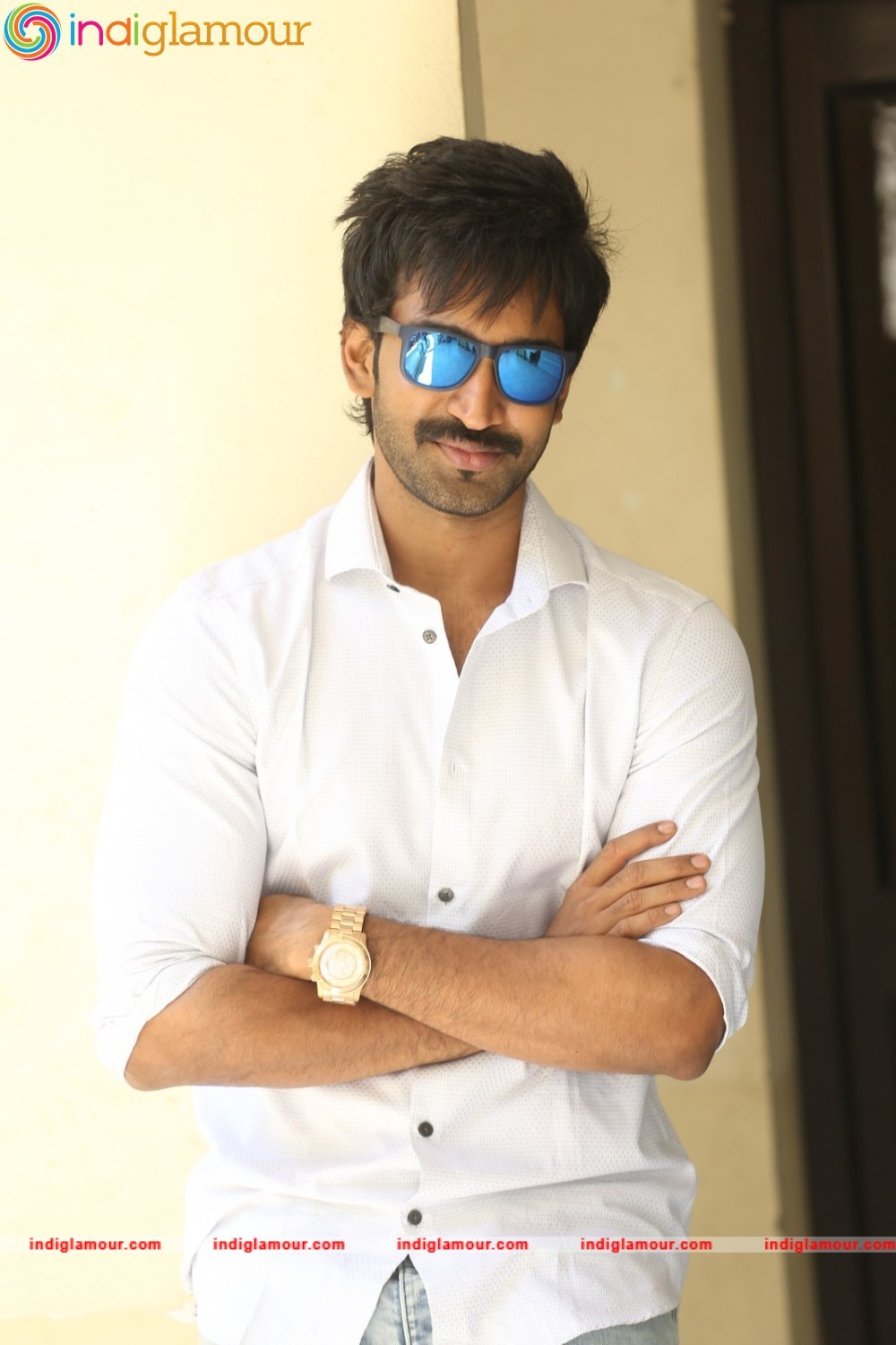 Aadhi Actor hd photo
