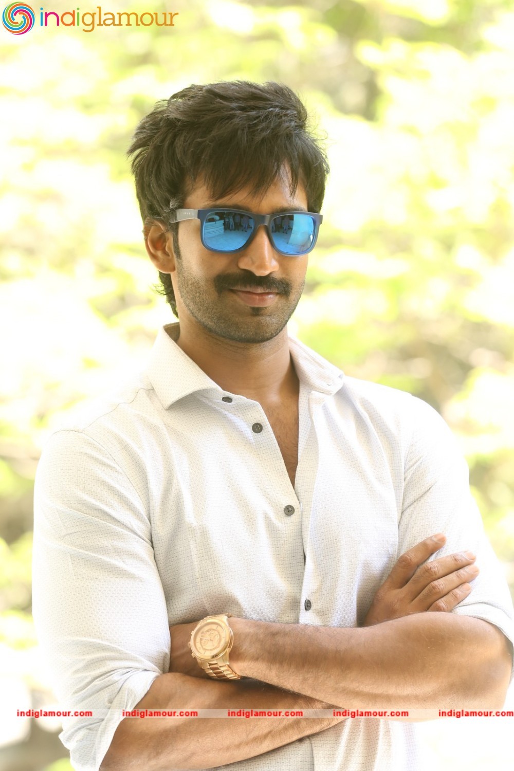 Aadhi Actor hd photo