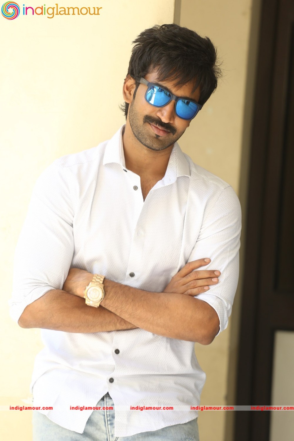 Aadhi Actor hd photo