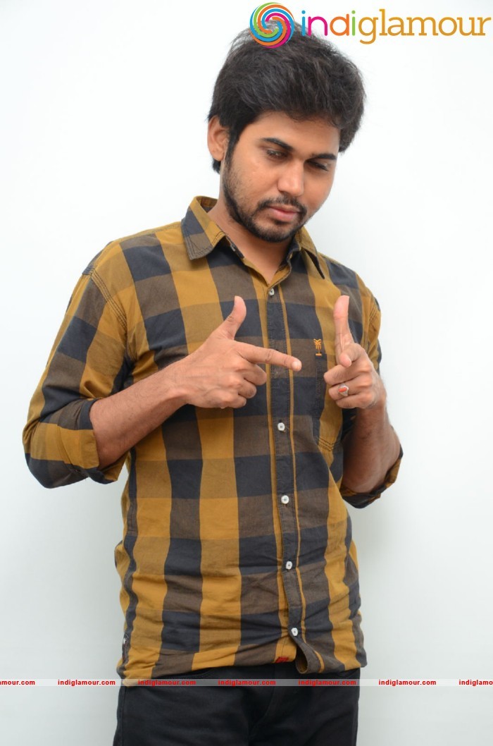 Parvatheesam Actor Photos Actor hd photo