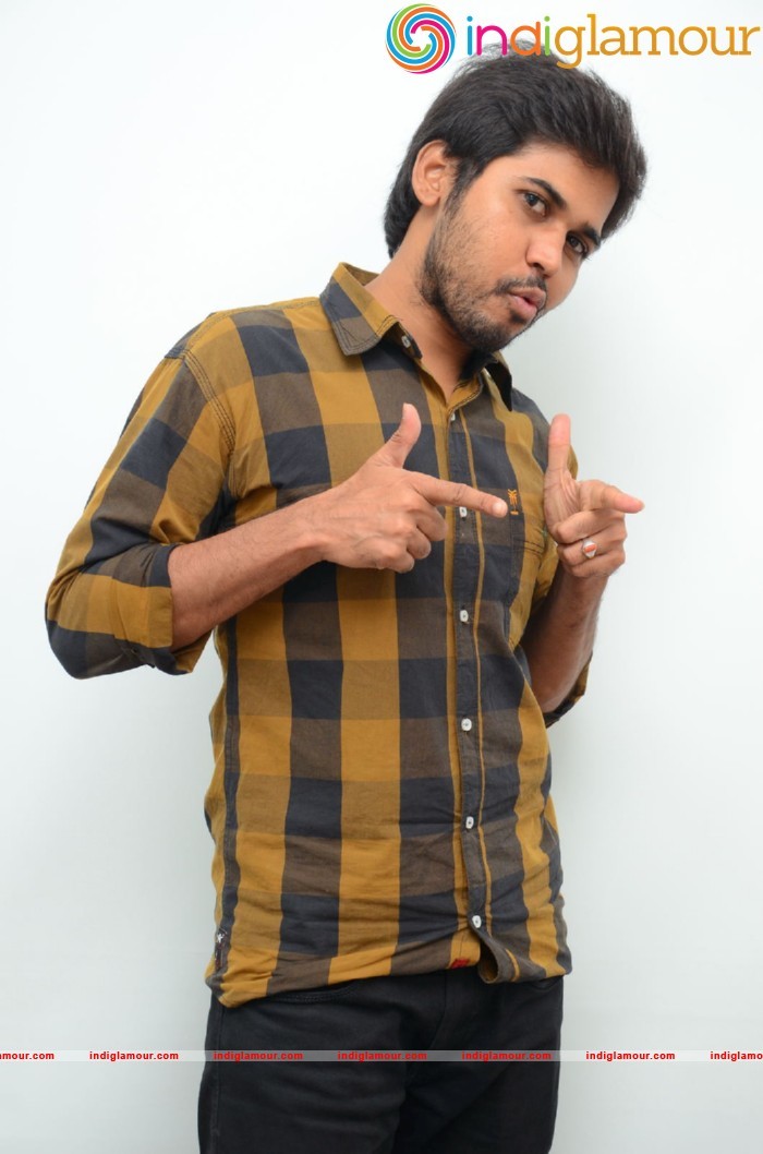 Parvatheesam Actor Photos Actor hd photo
