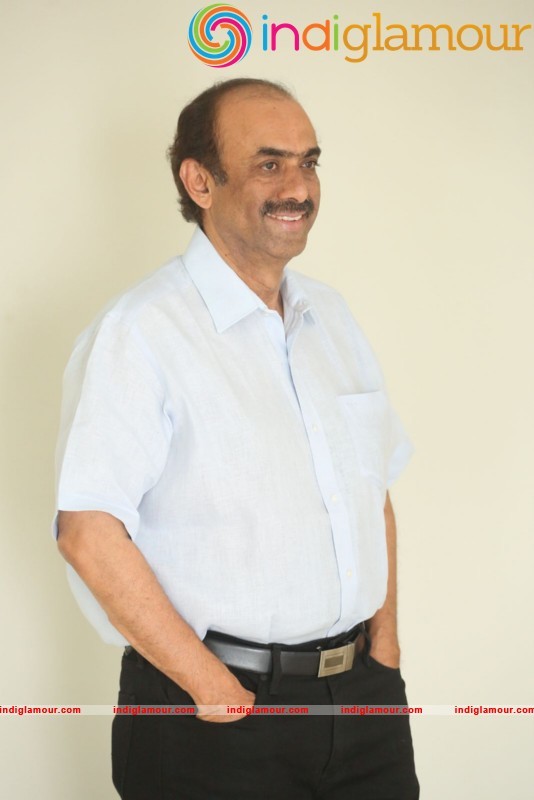Suresh Babu Actor hd photo