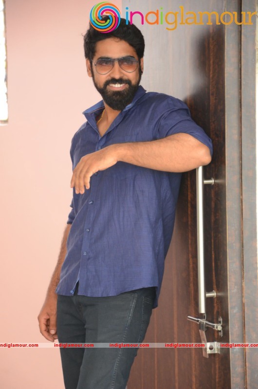 Ashish Gandhi Interview stills Actor hd photo