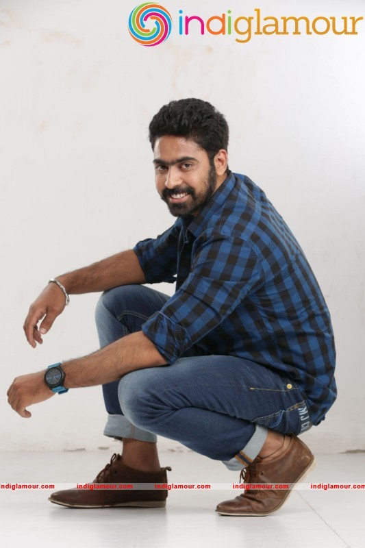 Ashish Gandhi Interview stills Actor hd photo