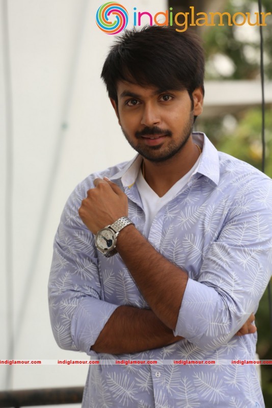 Hero Maanas Photos Actor hd photo
