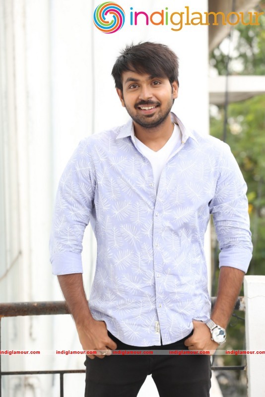 Hero Maanas Photos Actor hd photo