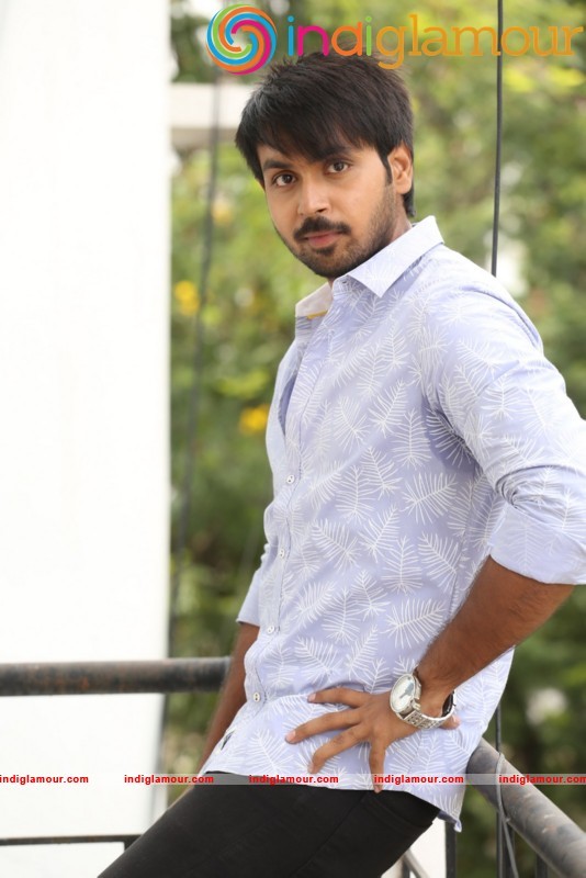 Hero Maanas Photos Actor hd photo