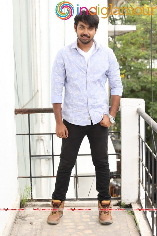 Hero Maanas Photos Actor hd photo