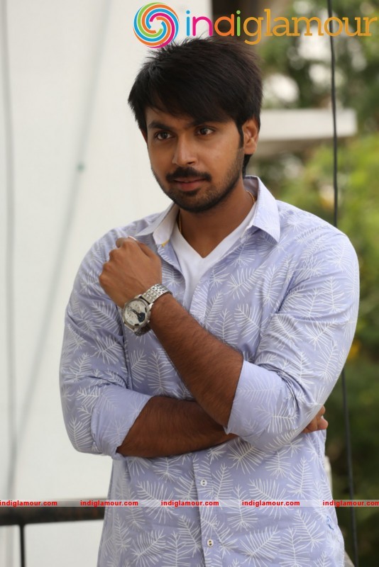 Hero Maanas Photos Actor hd photo
