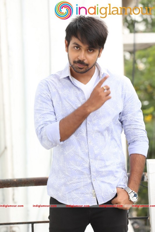 Hero Maanas Photos Actor hd photo