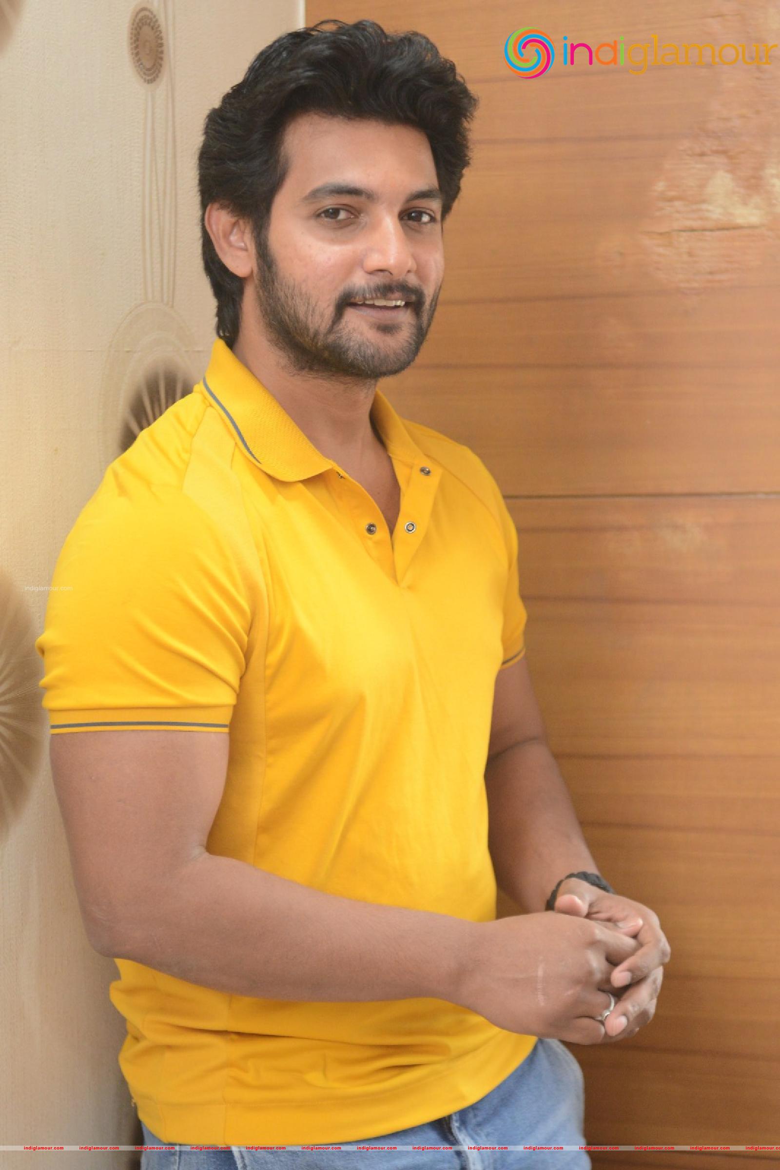 Aadi Actor hd photo