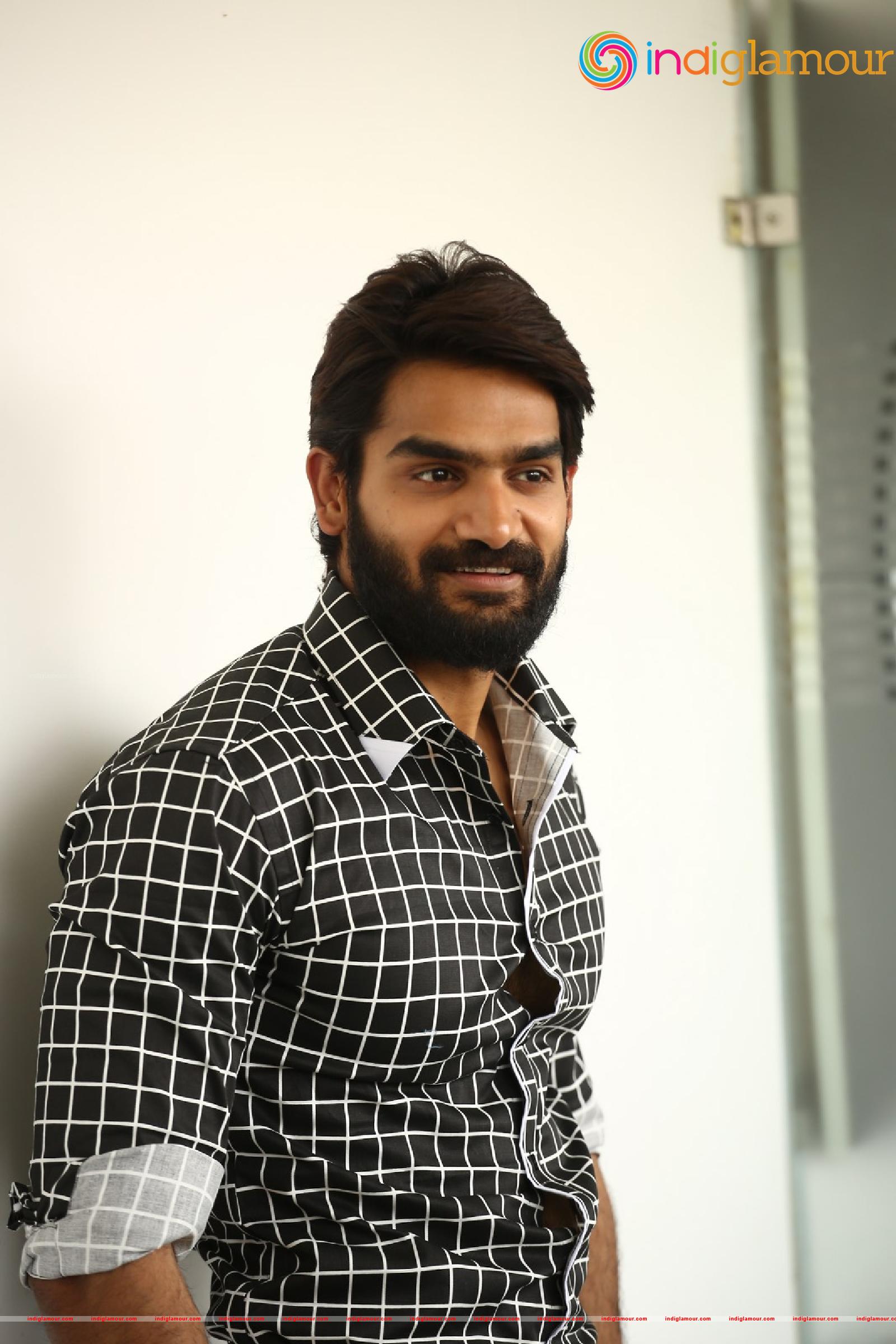 Kartikeya Actor hd photo