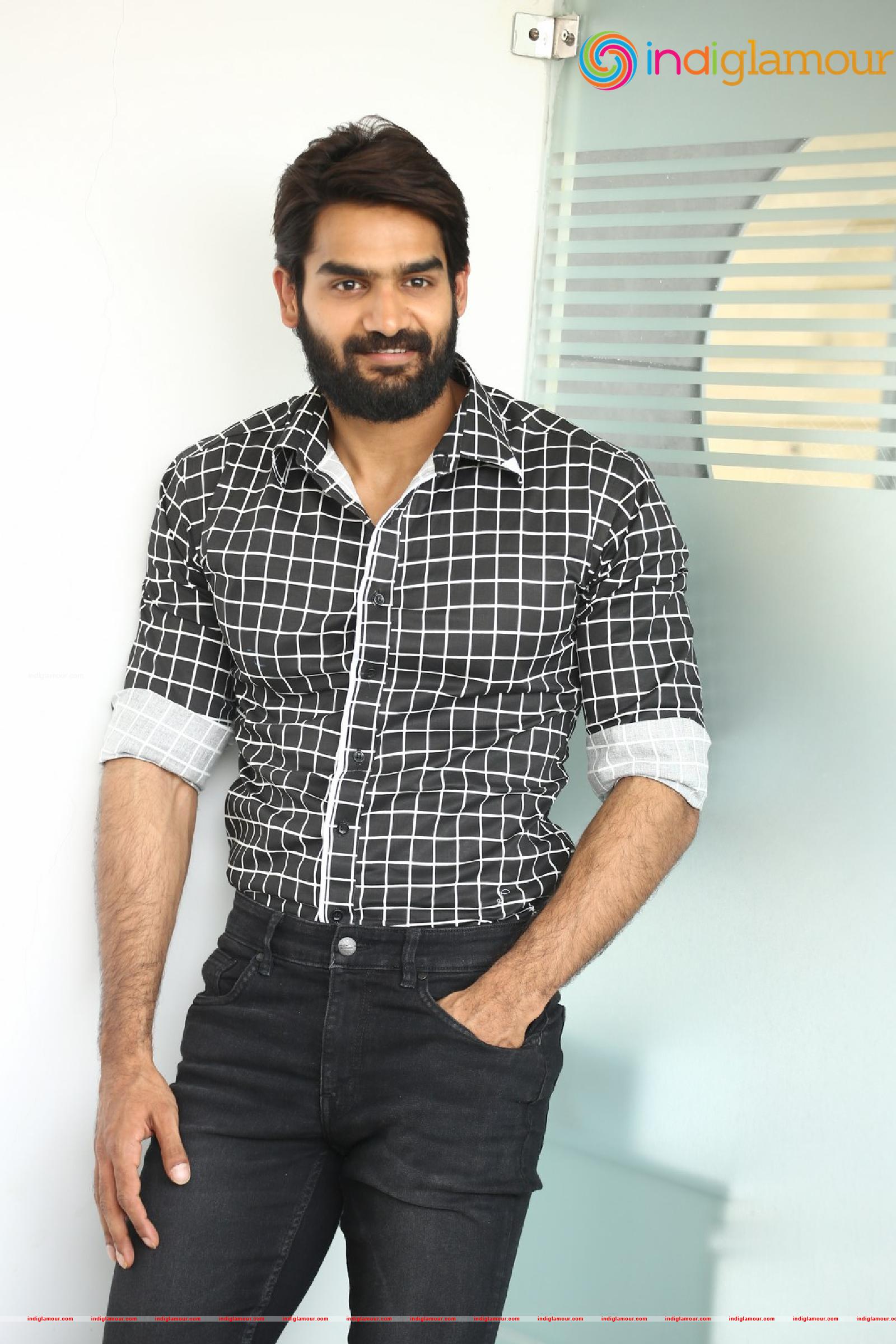 Kartikeya Actor hd photo