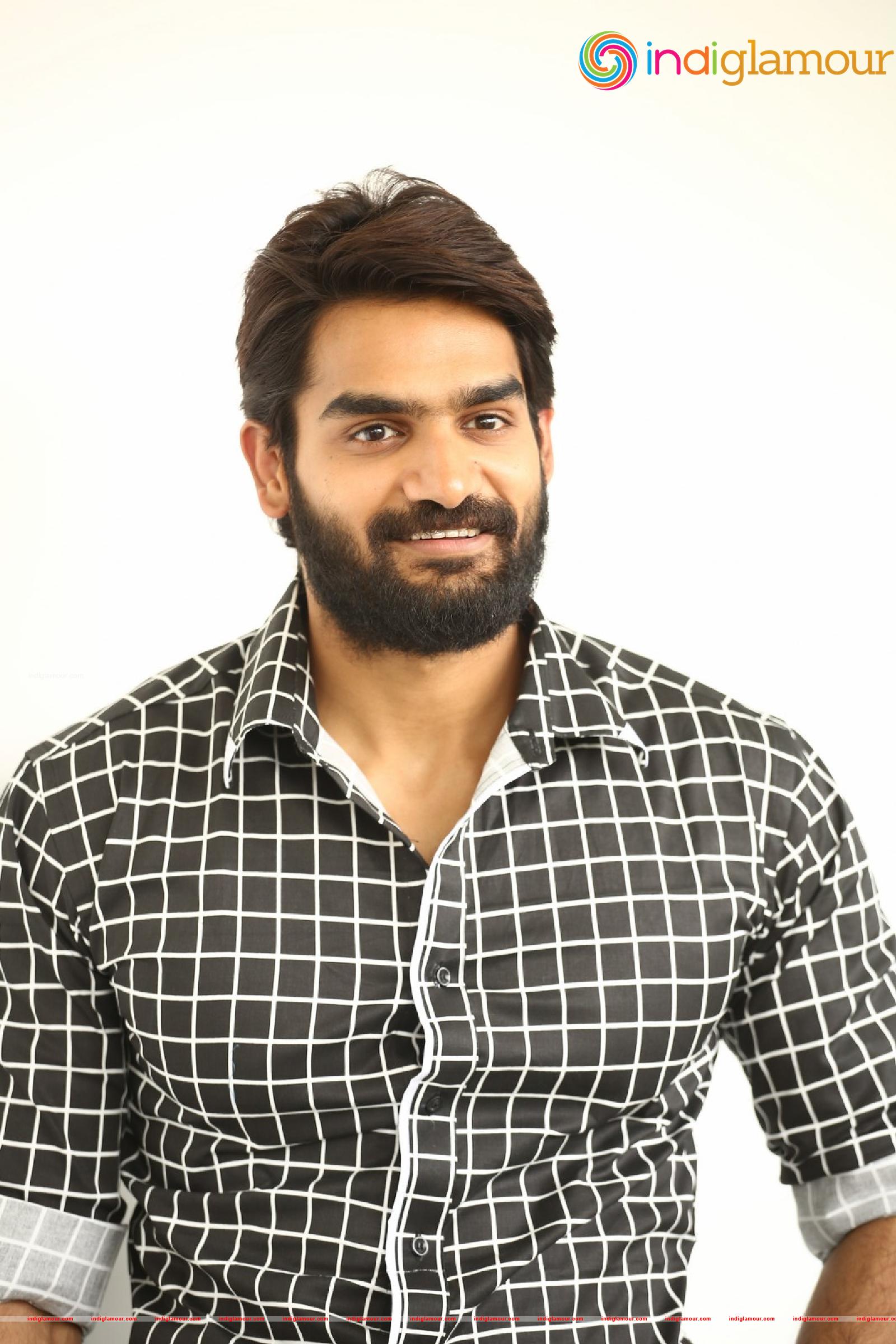 Kartikeya Actor hd photo