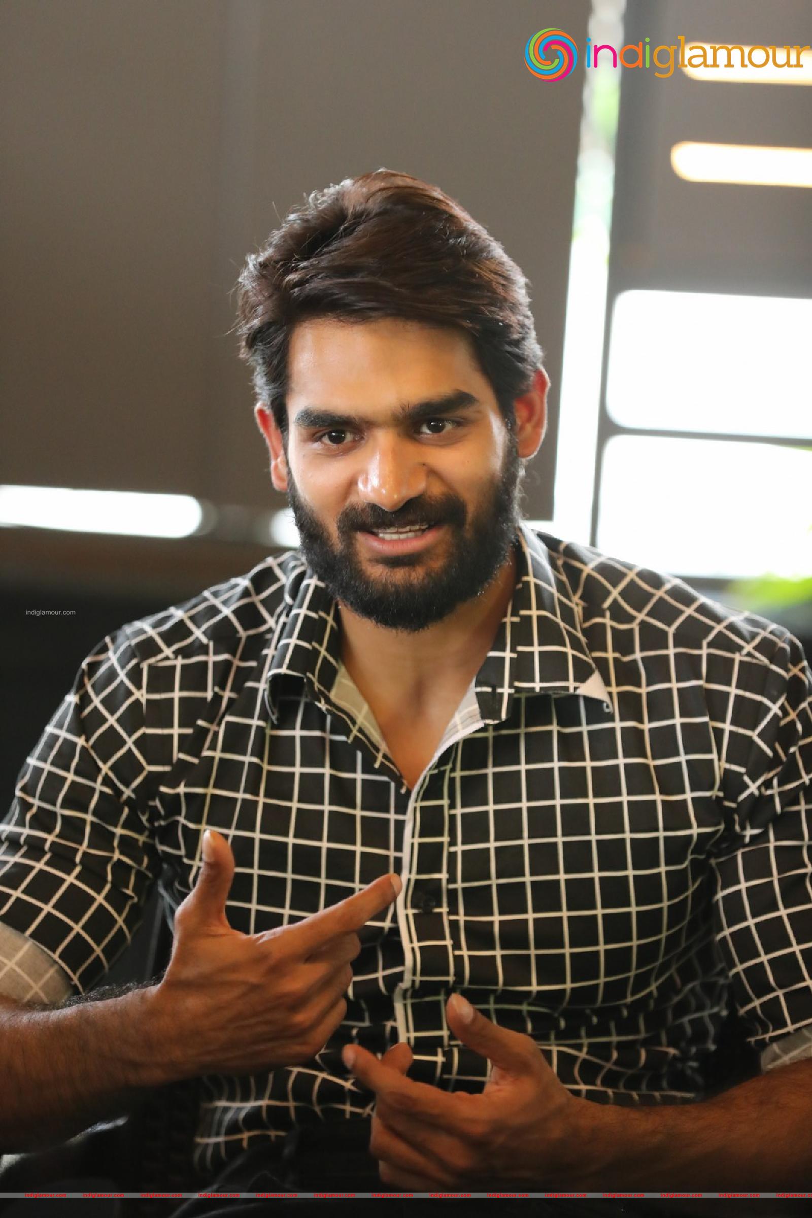 Kartikeya Actor hd photo