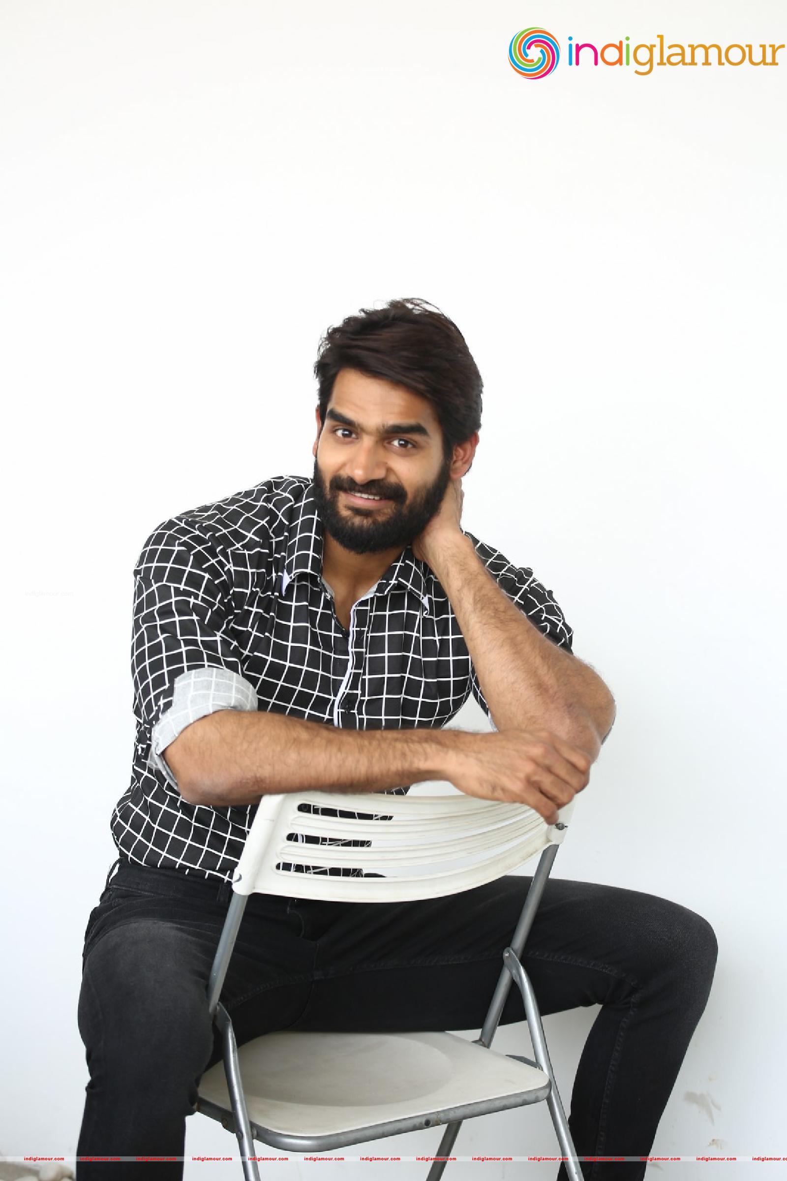Kartikeya Actor hd photo