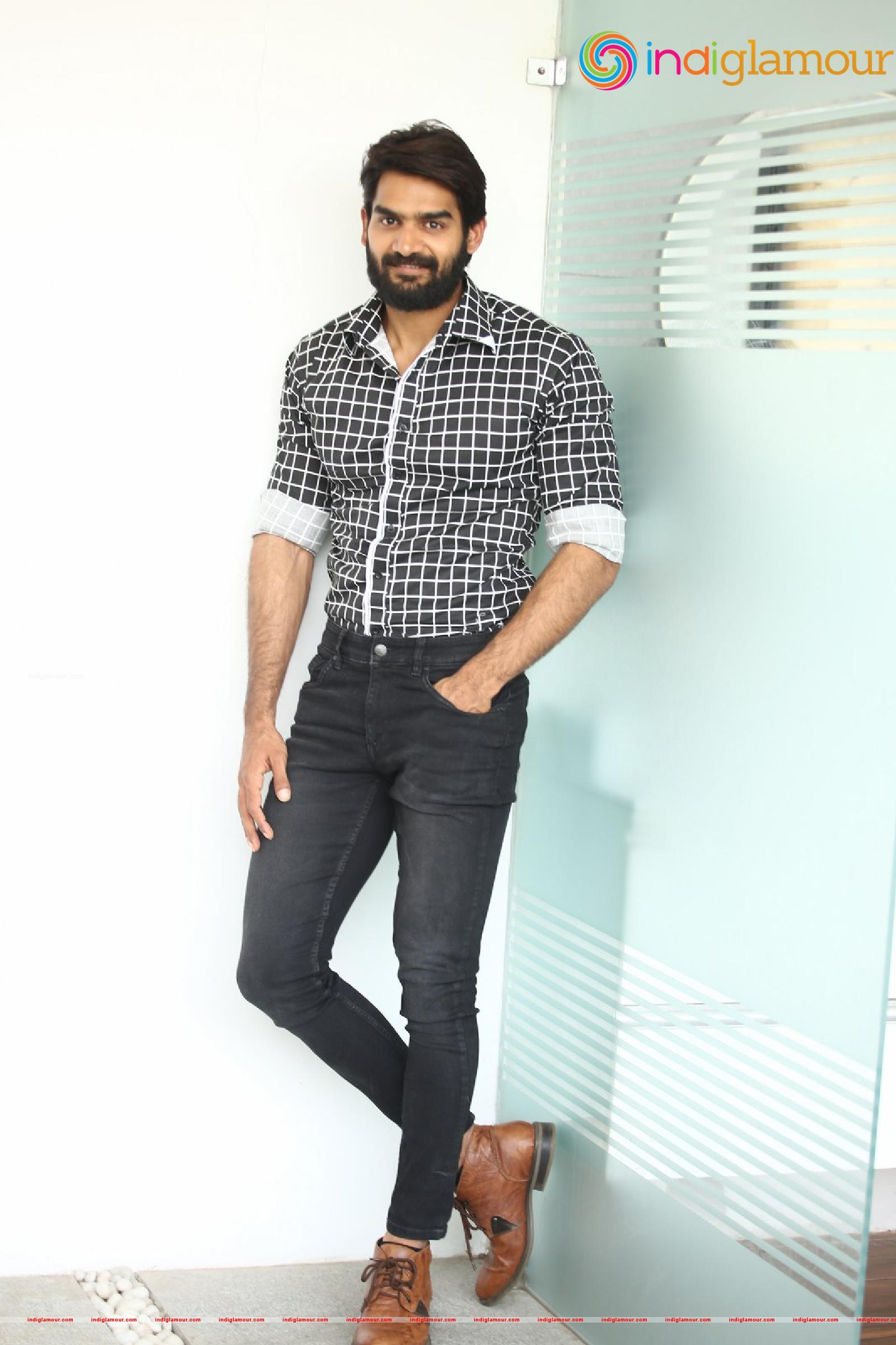 Kartikeya Actor hd photo