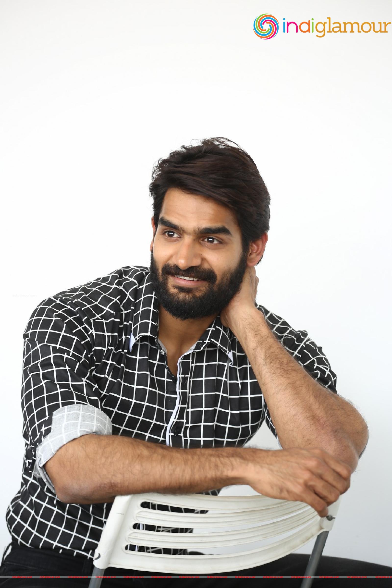 Kartikeya Actor hd photo