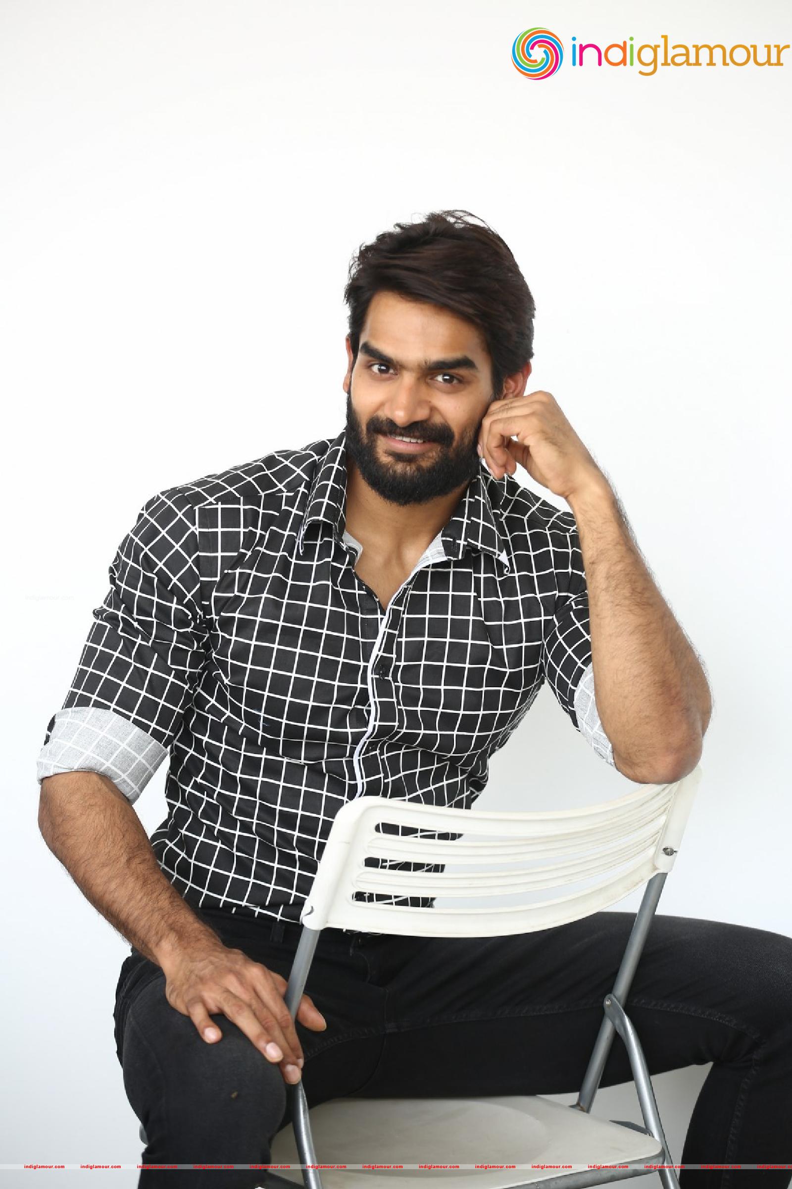 Kartikeya Actor hd photo