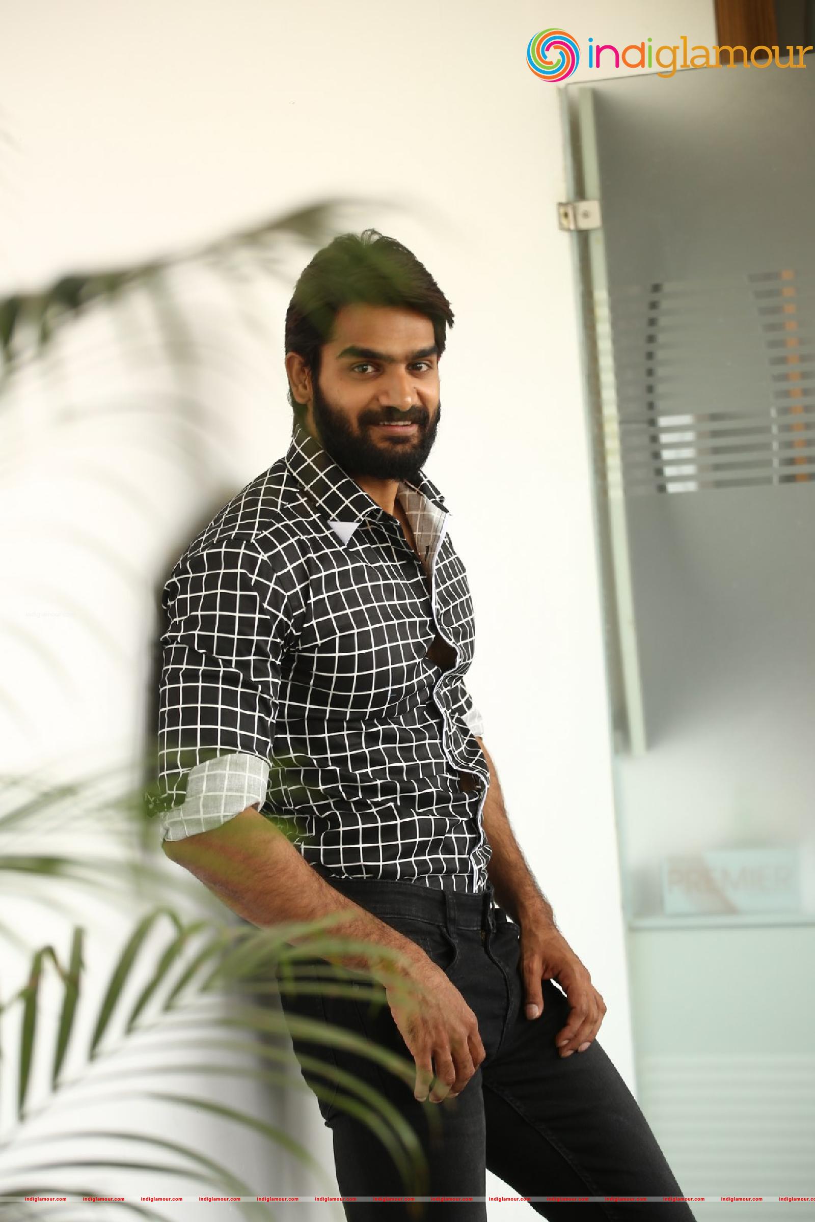Kartikeya Actor hd photo