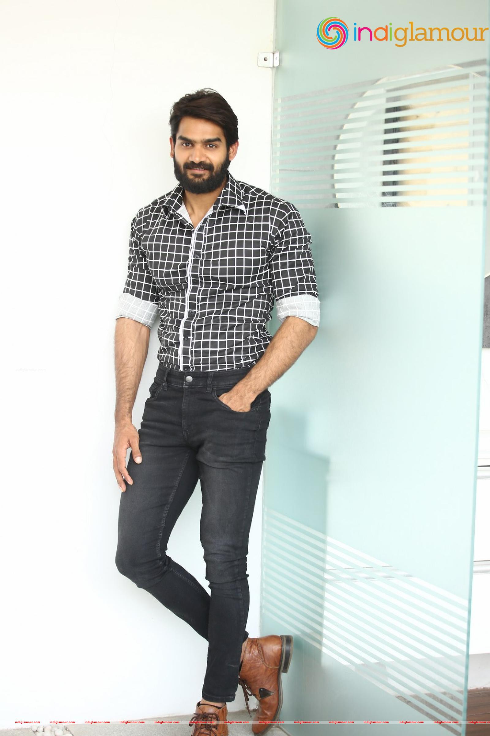 Kartikeya Actor hd photo